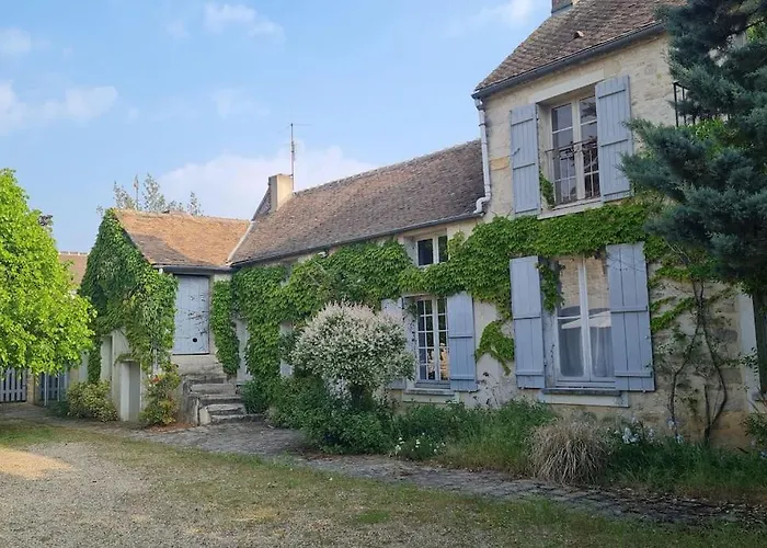 Belle Suite Dans Corps De Ferme - Logement Alicia